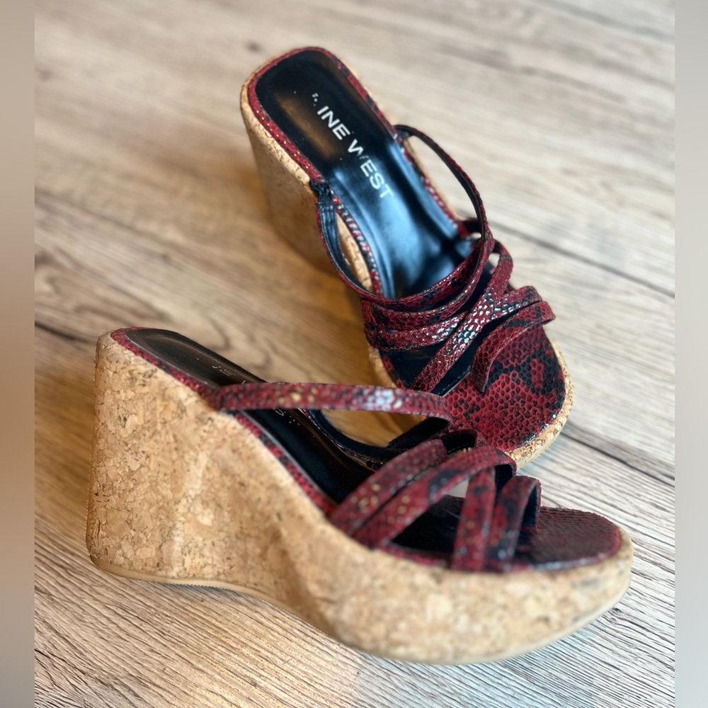 Nine West Retro Wedge Sandals, size 6.5